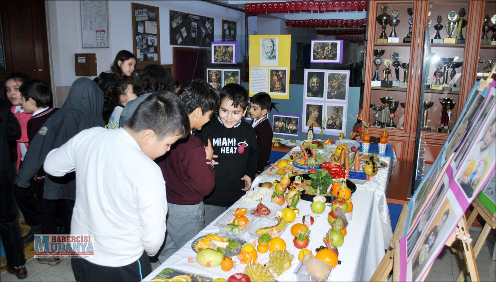 CAFER YENER LKOKULU AVRUPAYA AILIYOR