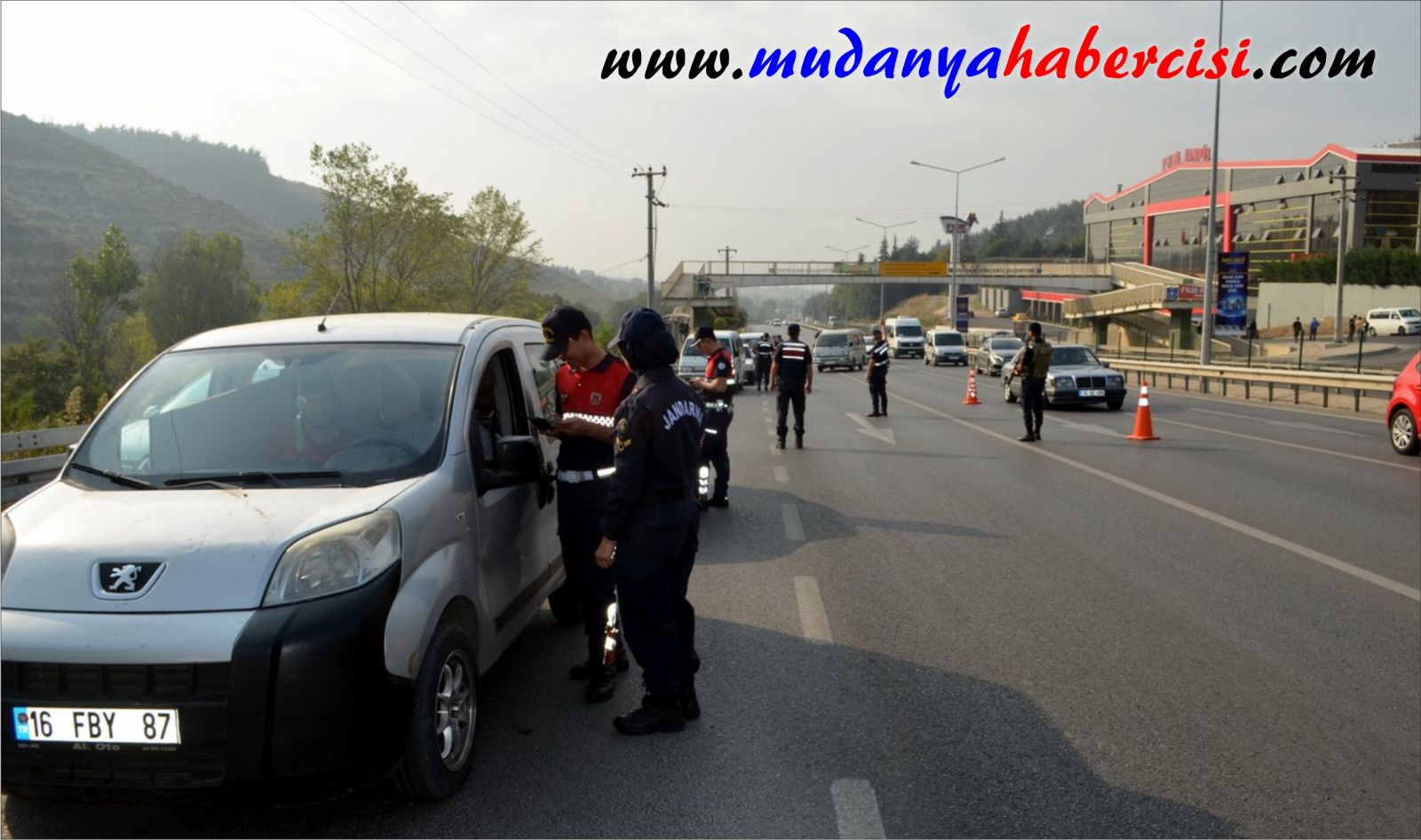 JANDARMADAN DRONE DESTEKL HUZUR OPERASYONU