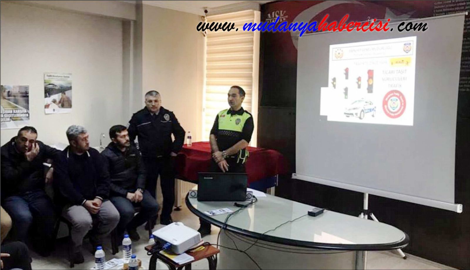 SERVSLERE ARA DNEMDE TRAFK SEMNER