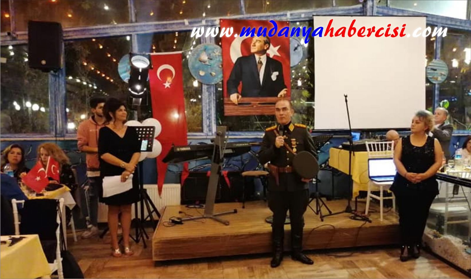 MUDANYA ADDDEN CUMHURYET KUTLAMASI